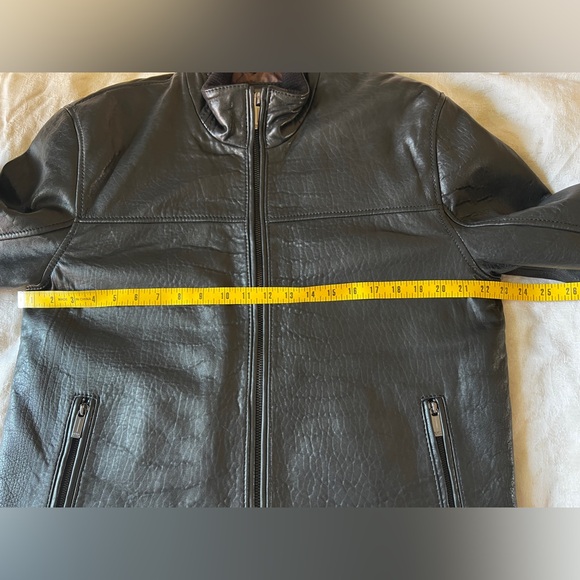 Marc New York Andrew Marc Large Black Lambskin Leather - Picture 8 of 12